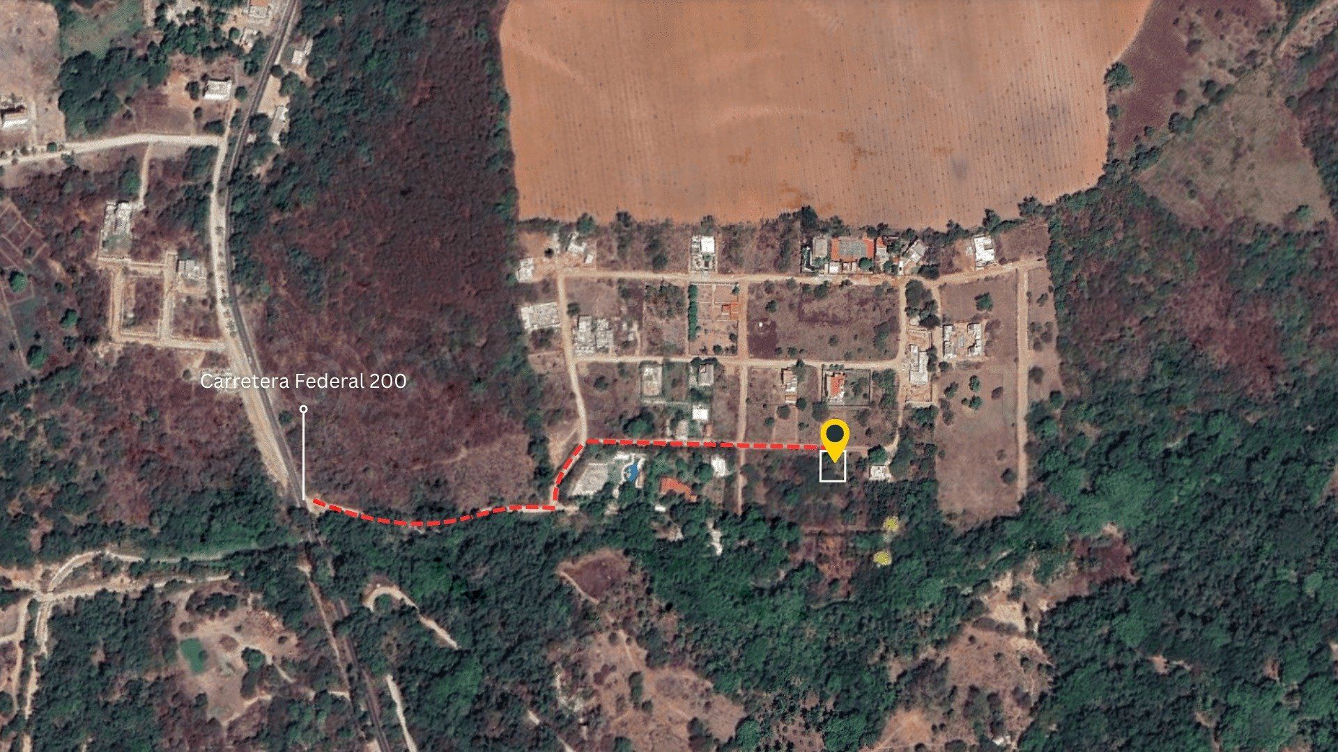 Vista satelital del acceso desde la Carretera Federal 200