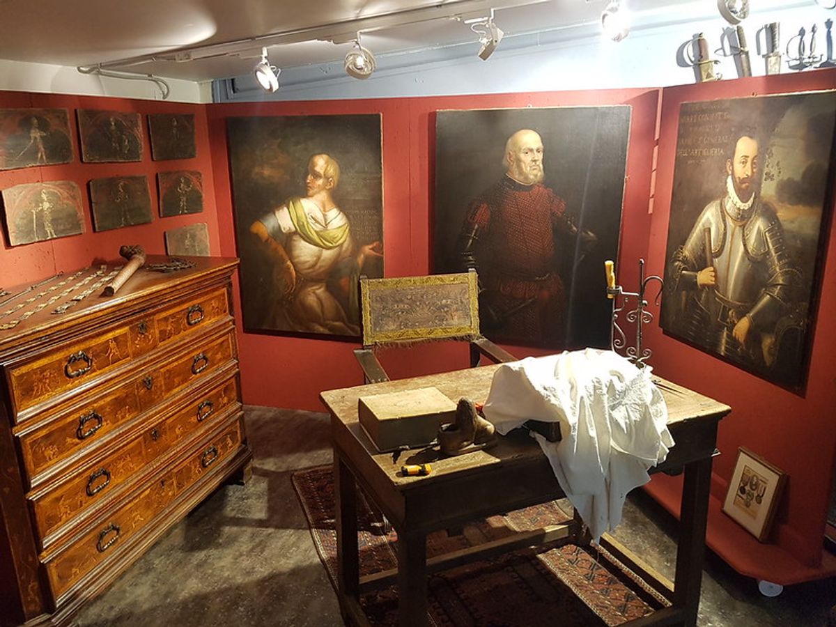 The fencing master's study