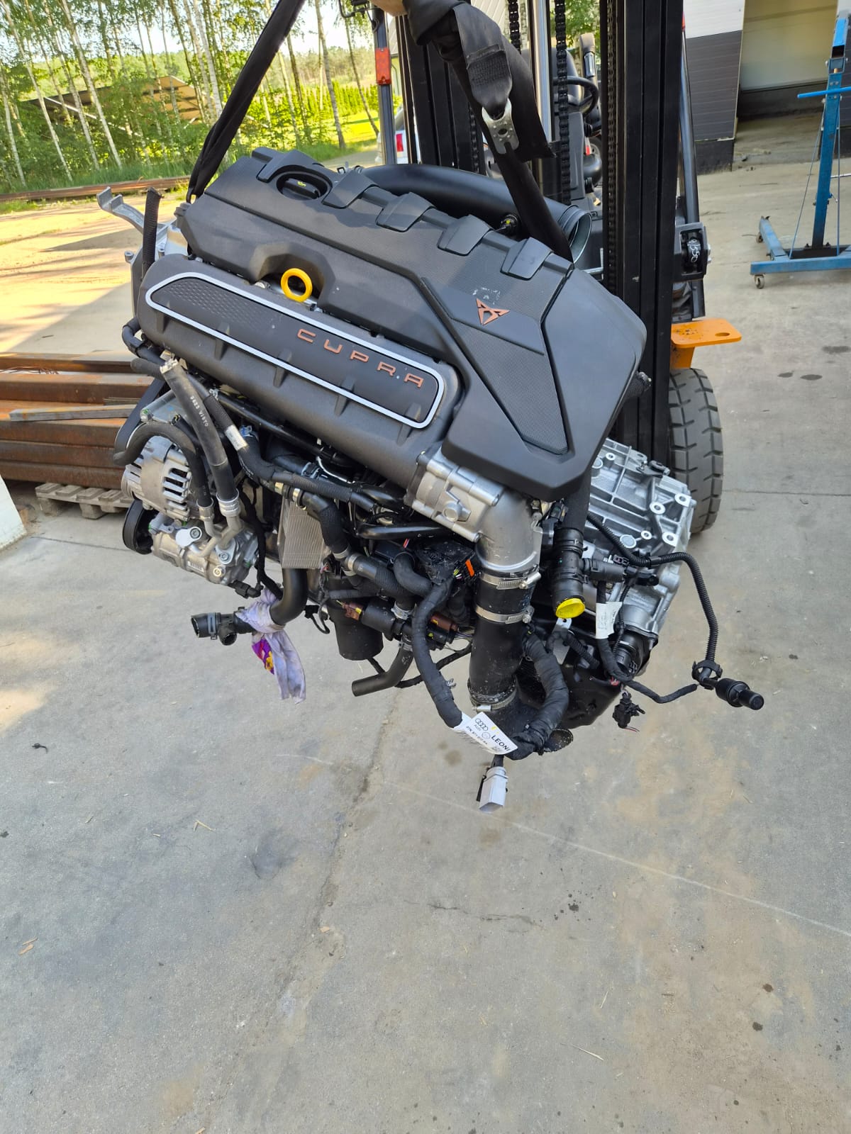 Silnik 2.5 TFSI RS3 z skrzynią — CUPRA / Audi