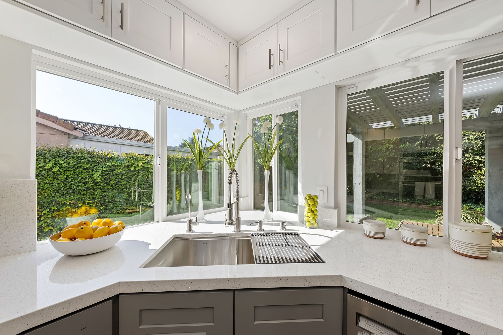 Contemporary family home staged by May Home Design in Orange County, photo 4