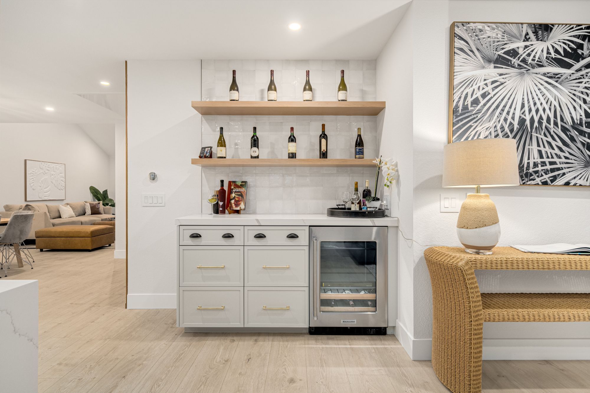 Contemporary family home staged by May Home Design in Mission Viejo, photo 8