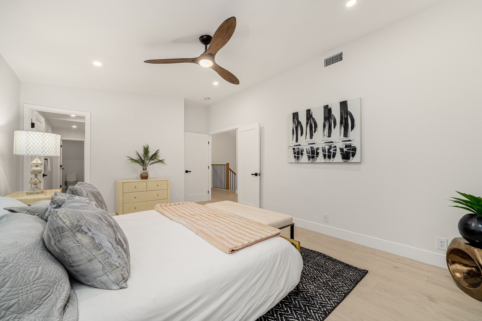 Contemporary family home staged by May Home Design in Mission Viejo, photo 12