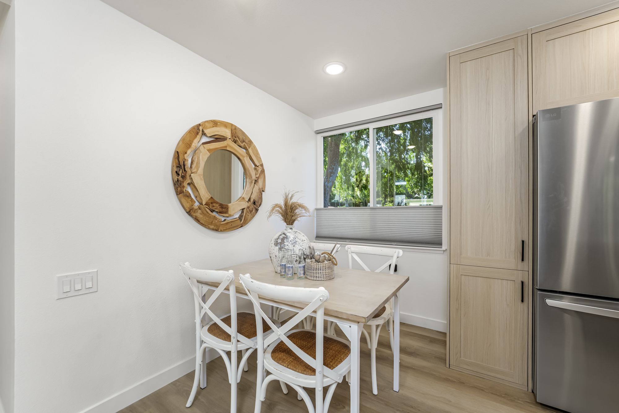 Contemporary condo staged by May Home Design in Laguna Woods, photo 9