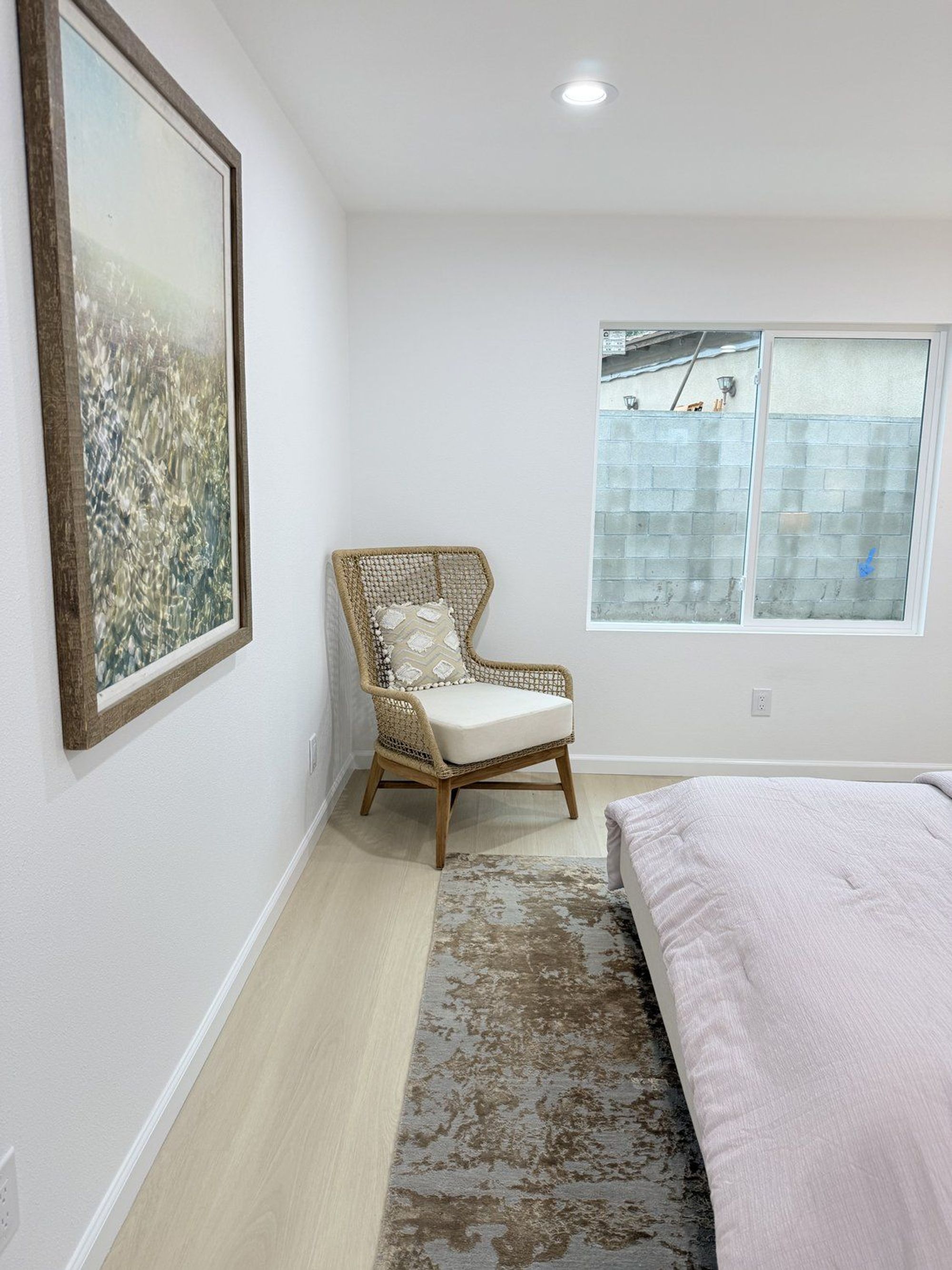 Contemporary family home staged by May Home Design in Lakewood, photo 14