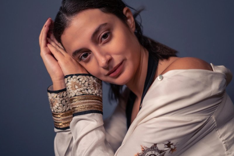 Studio actress portrait photography in Paris