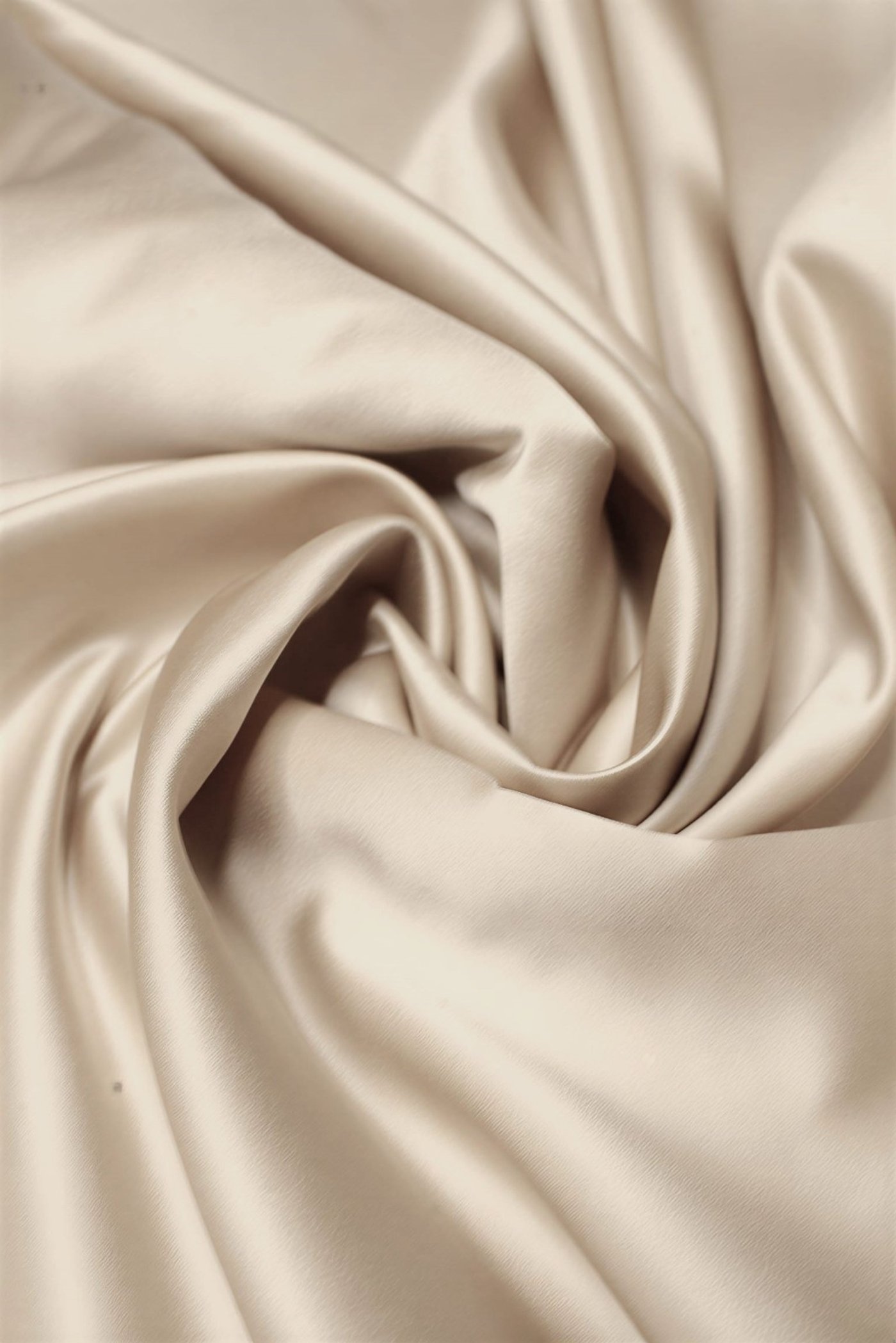 Soft Taupe Duchess - Image 2