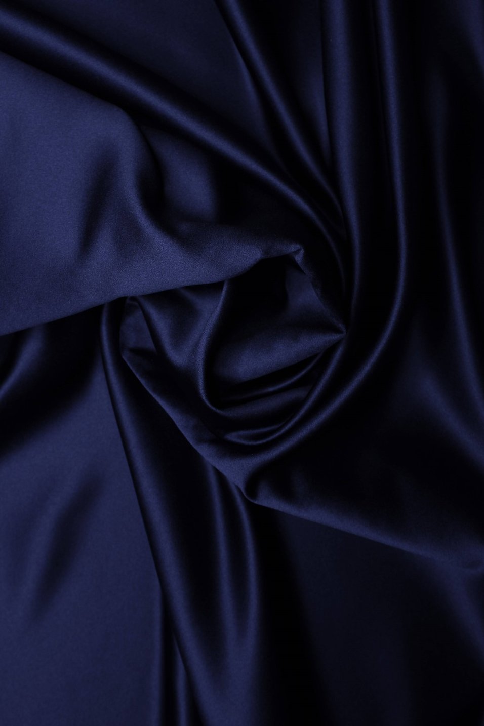 Midnight Blue Duchess