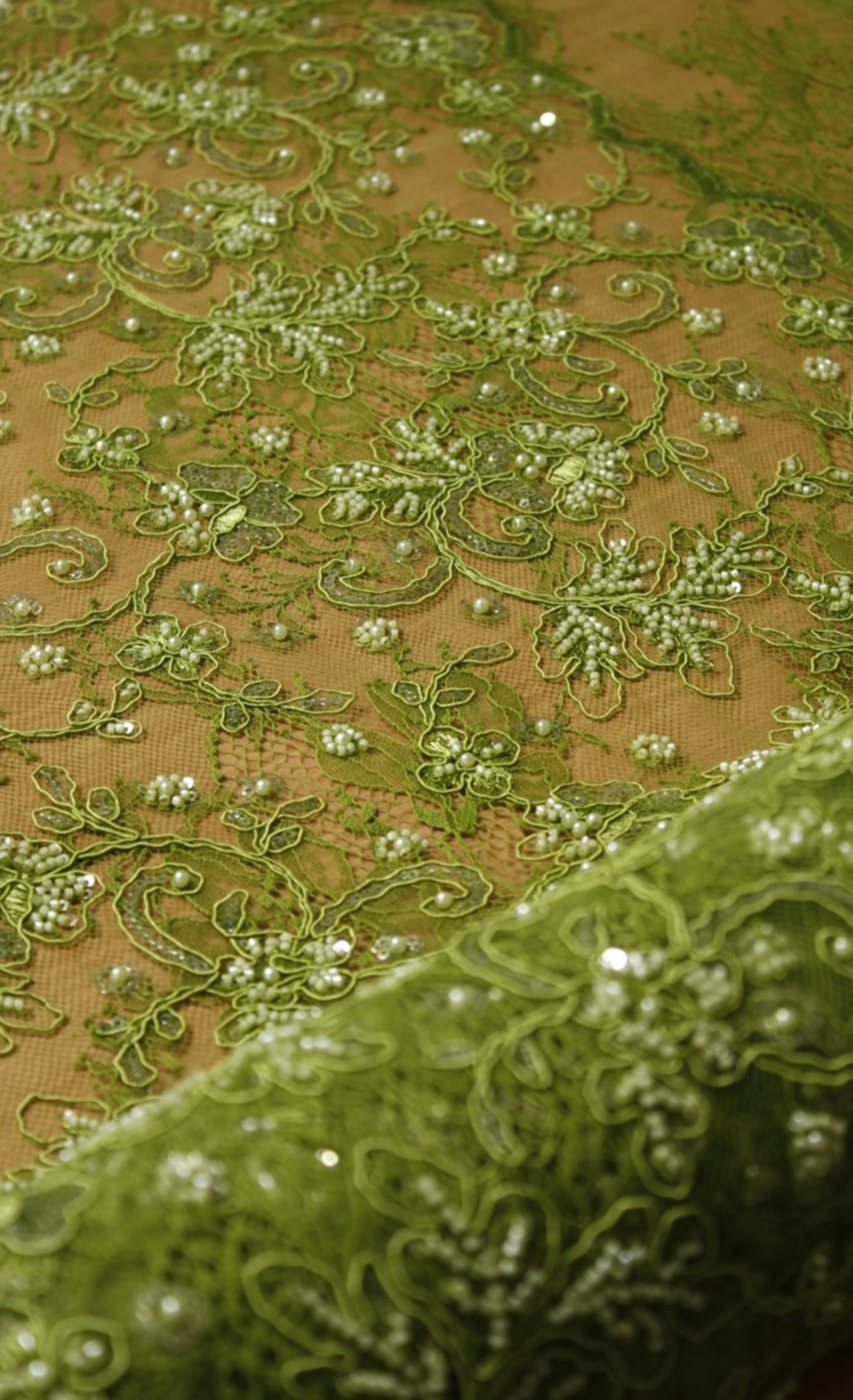 Pearl Garden Embroidery Lace Olive Veil - Image 3