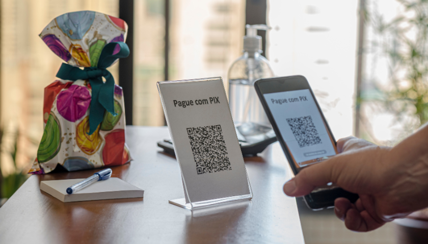 O papel do Pix parcelado na organização do mês 
