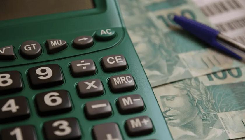 Como parcelar IPTU e IPVA no cartão de crédito com a Quita?