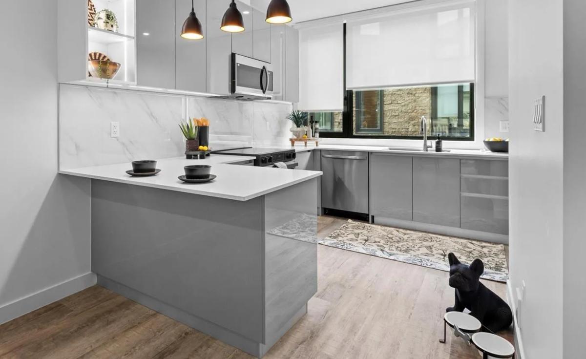 kitchen photo 1