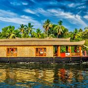 A day on a kettuvallam houseboat in Alleppey
