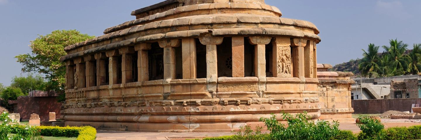 Badami Chalukya Cave Temples Stay