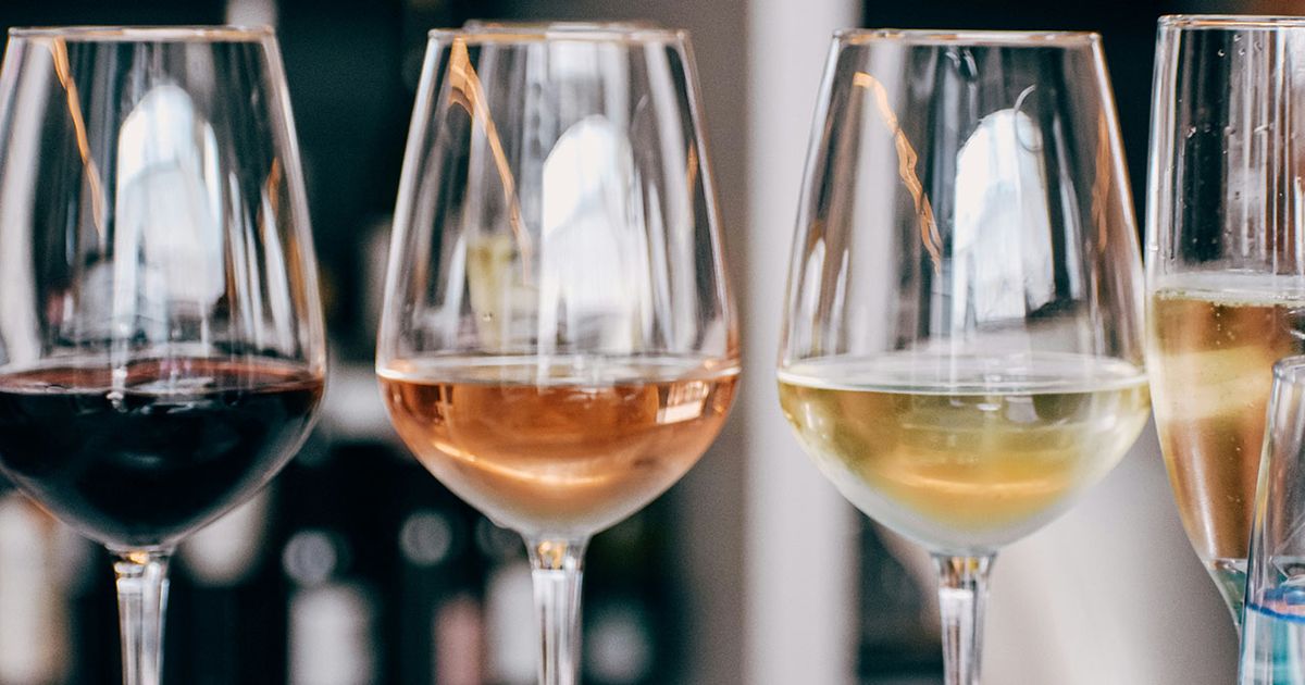 Konsortium lägger kontantbud på Viva Wine Group