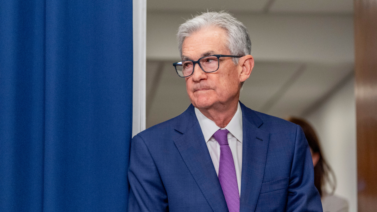 Powell: Fed kan sänka räntan innan inflationsmålet är nått