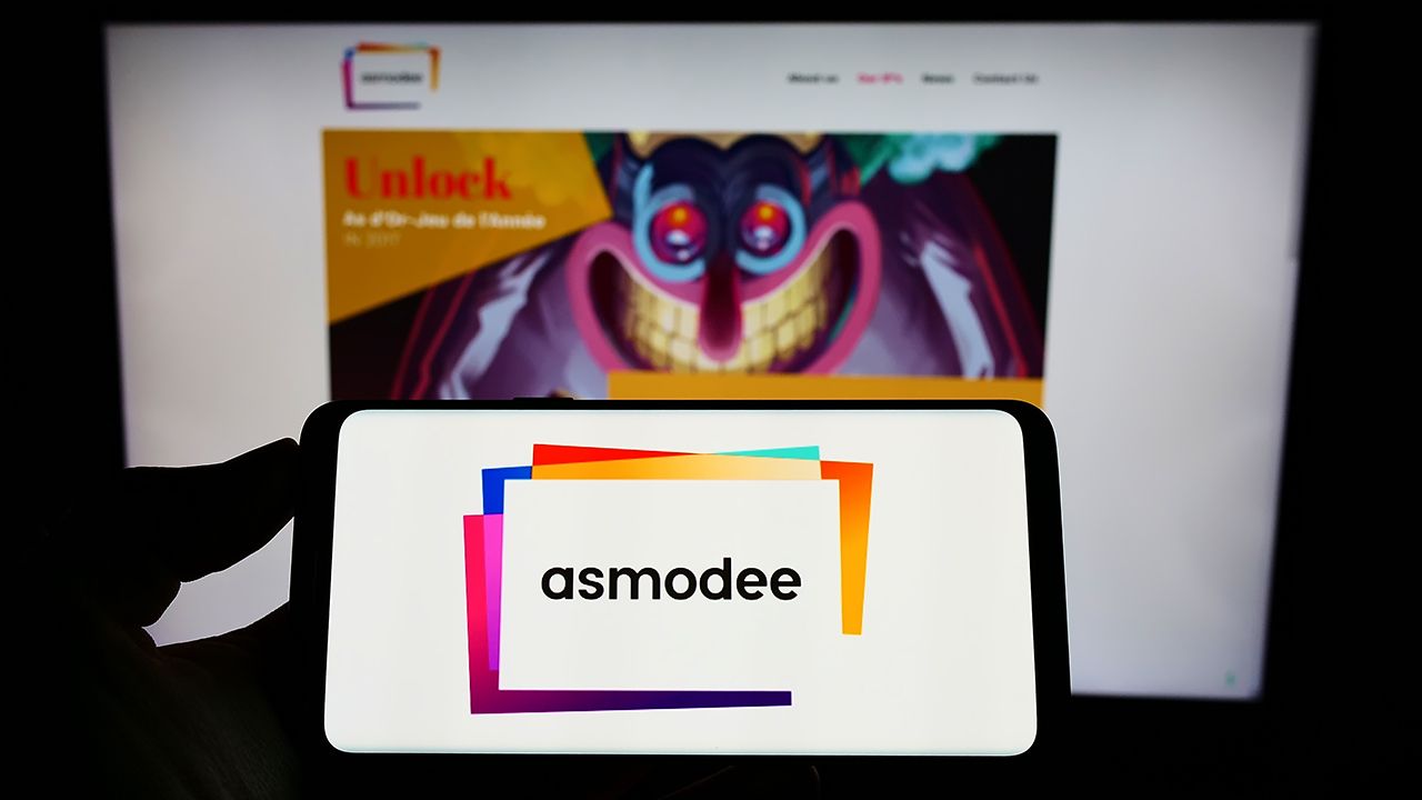 SEB höjer Asmodee till köp