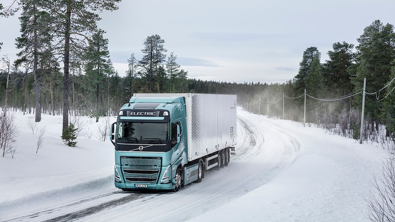 Volvo backar på börsen efter ny statistik