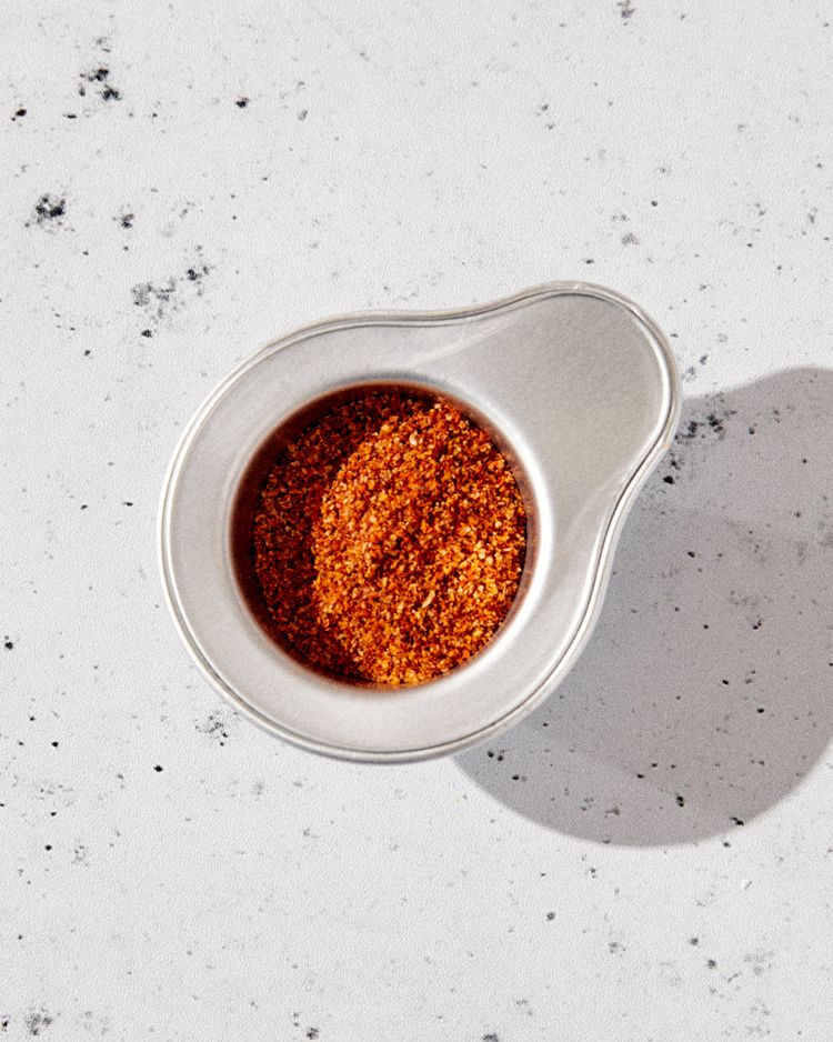 What's the difference between sweet and smoked paprika?