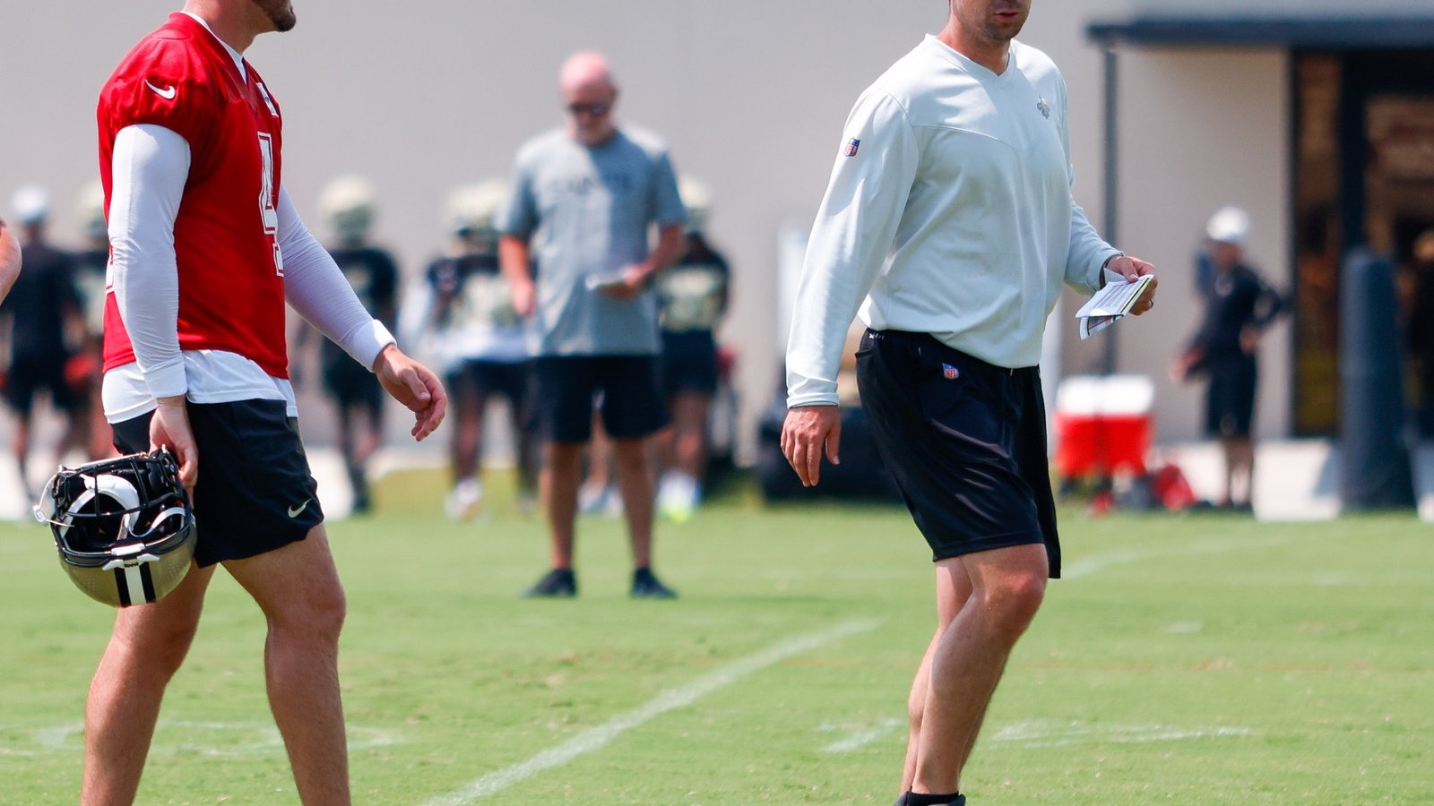 Derek Carr pushing himself to start faster in new Saints offense