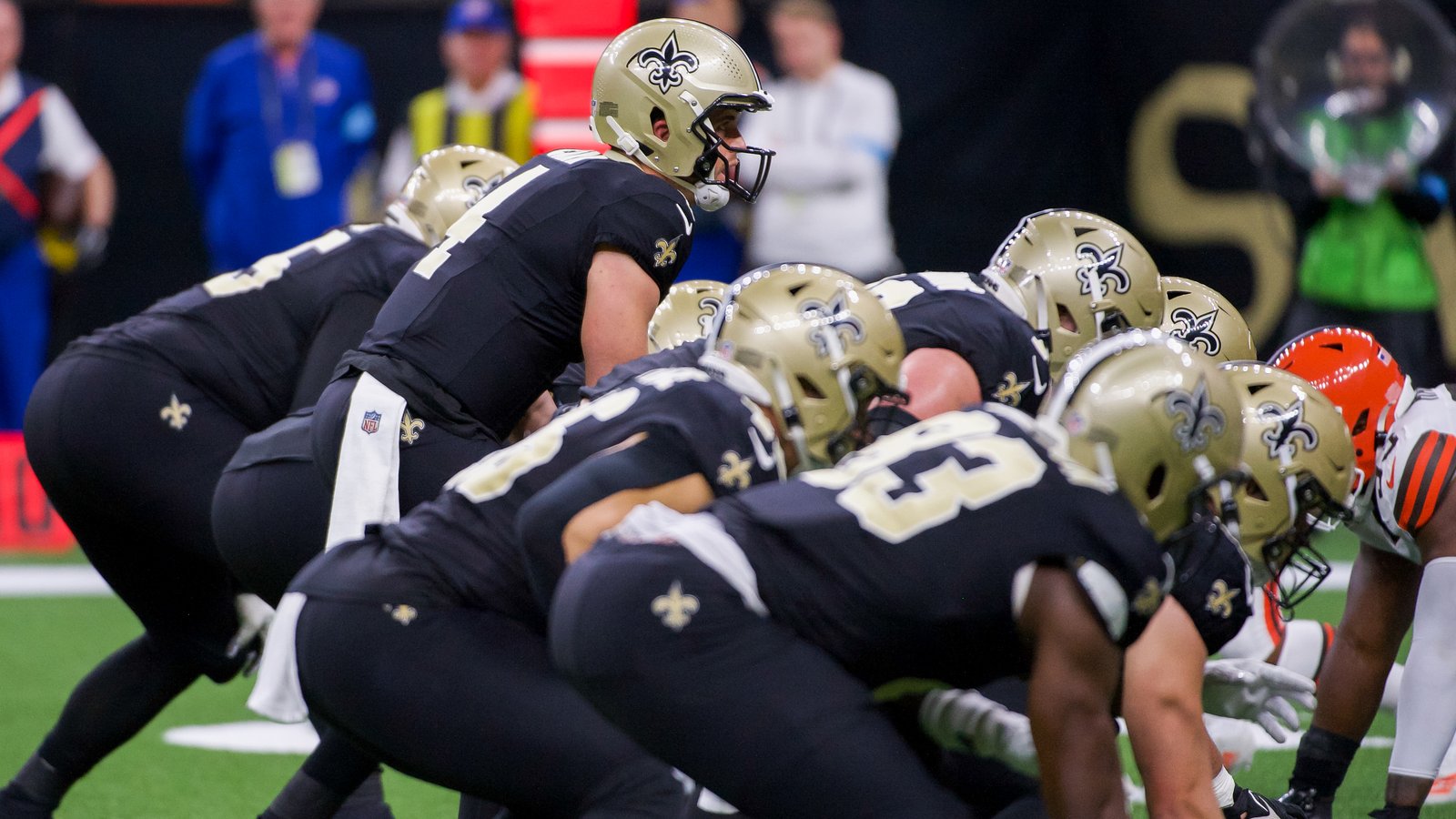 How did we see the Kubiak offense evolve in Week 11?