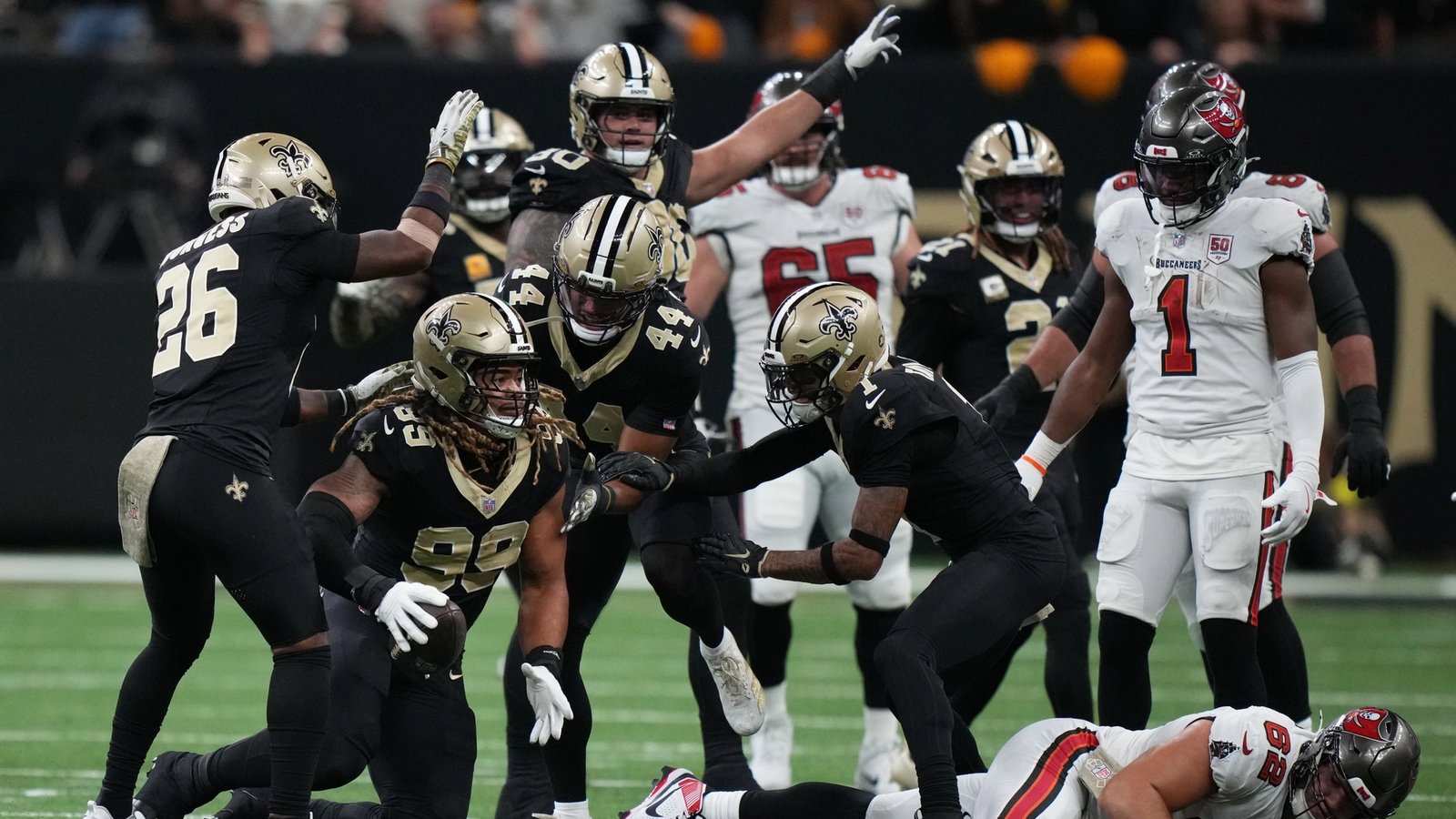 Saints Week 8 Rundown: Takeaways, Notes and More From the Loss to the Bucs