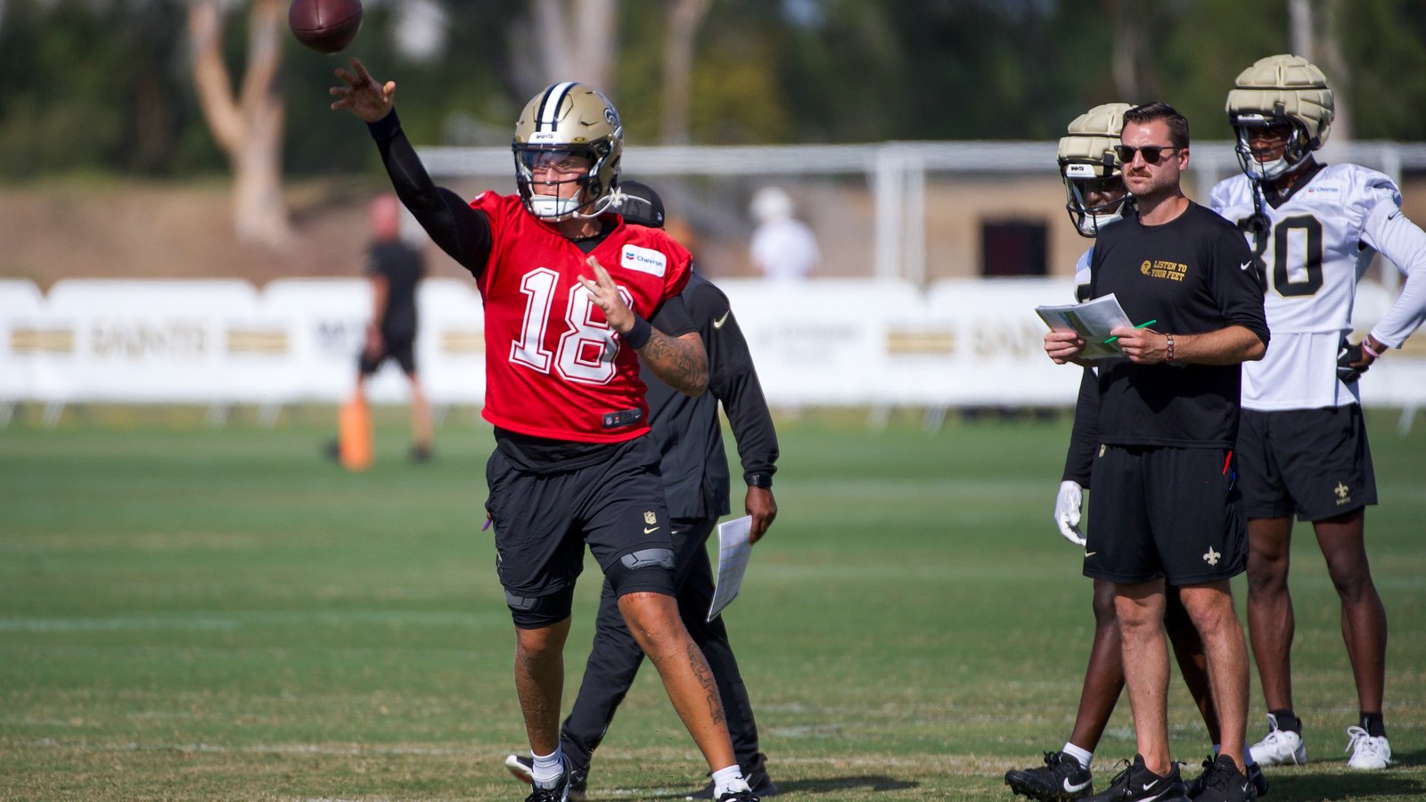 Hurry-Up: Get up to speed on Friday's Training Camp practice
