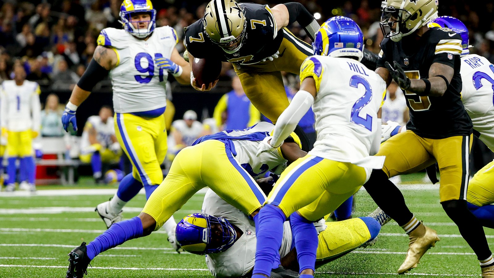 Can Taysom Hill’s role keep growing despite the weapons Saints added on offense?