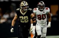New Orleans Saints linebacker Danny Stutsman plays against the Tampa Bay Buccaneers.