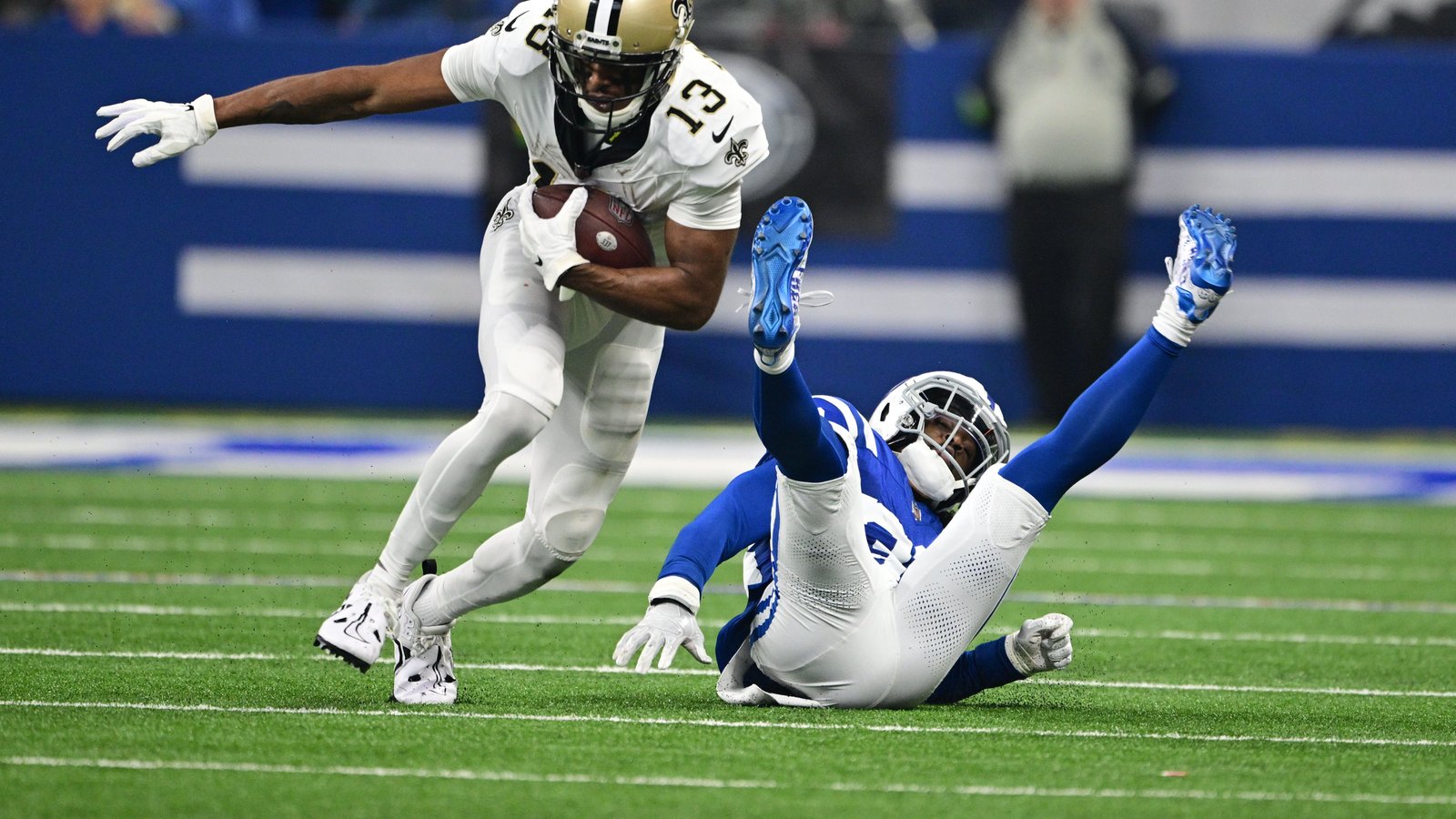 Saints WR Michael Thomas going on IR with knee injury
