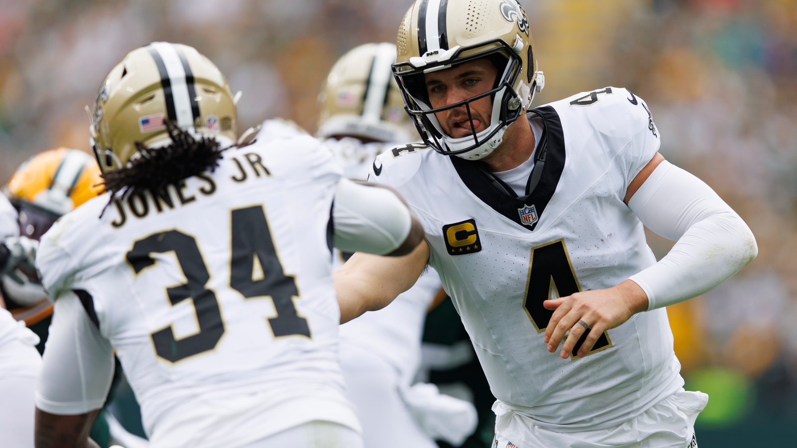 Will Derek Carr play vs Buccaneers?