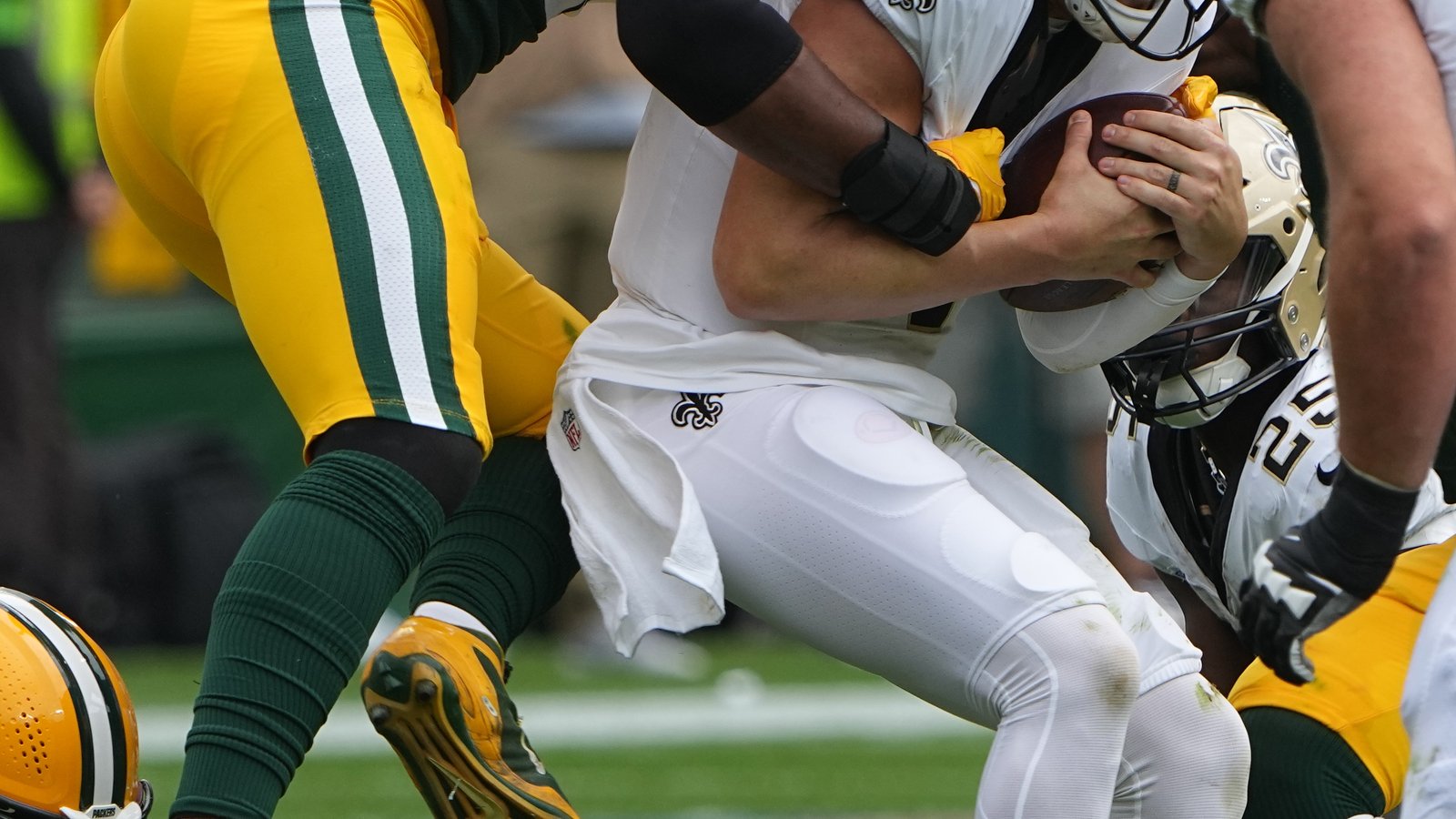 Saints film room: The offensive line is officially a problem. And there's plenty of blame to go around