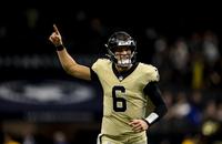 New Orleans Saints quarterback Tyler Shough celebrates a touchdown pass against the New York Jets.