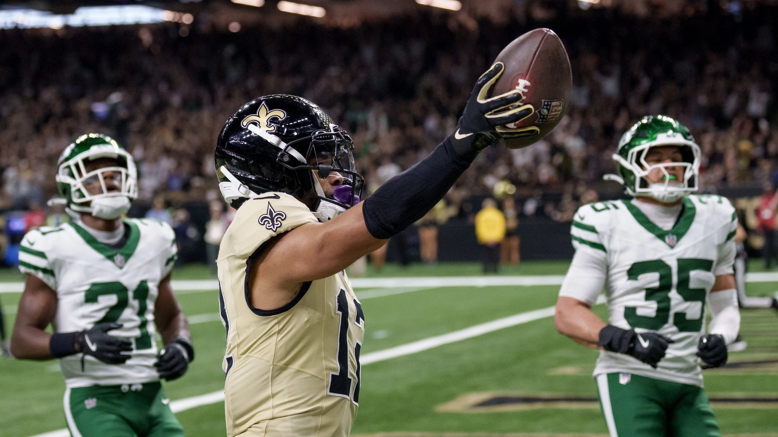 Week 16 Rundown: Saints deliver early Christmas gift in Superdome finale