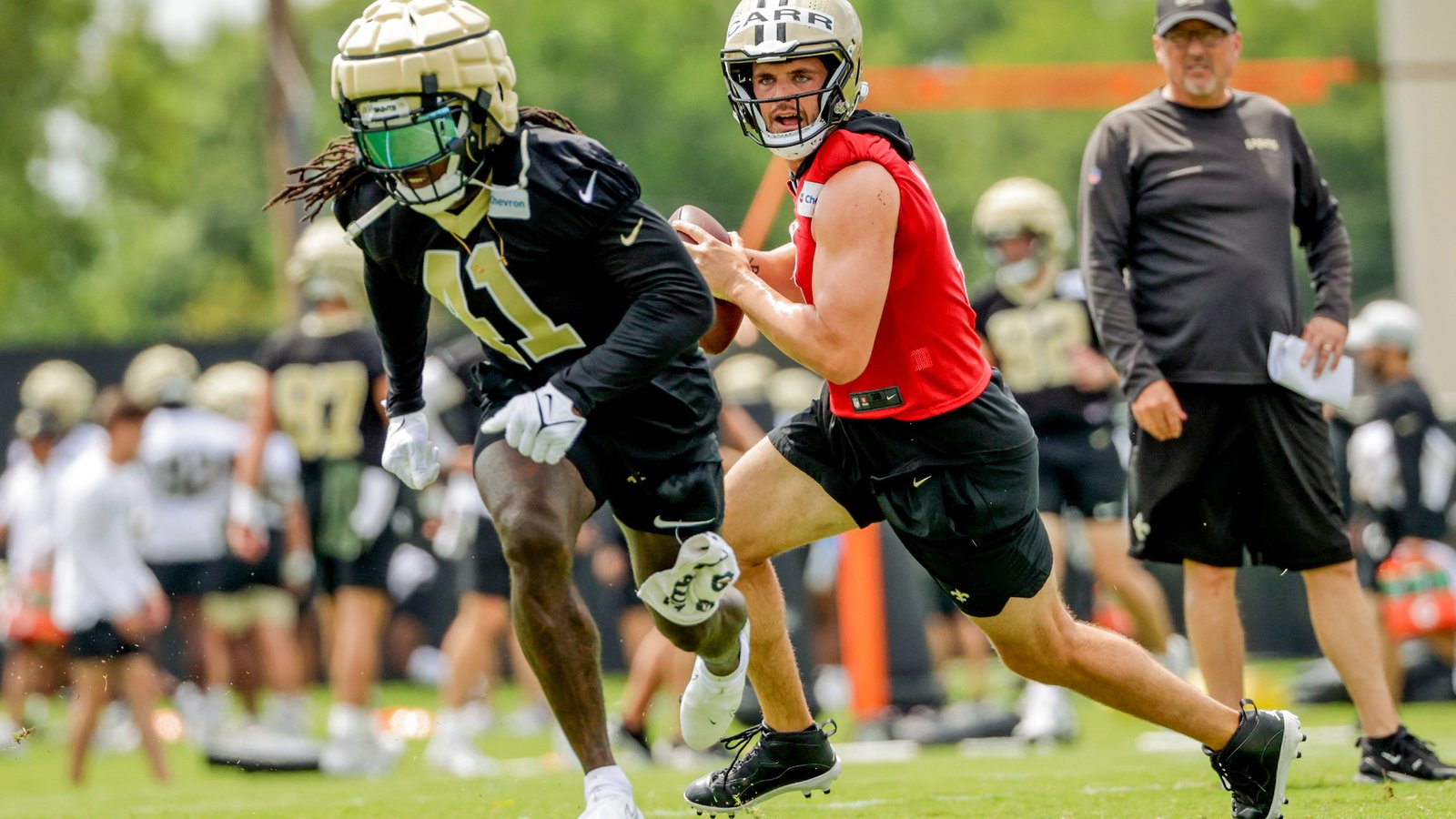 Saints notes and observations: WR Mike Thomas makes highlight-reel catch and Taysom Hill is everywhere