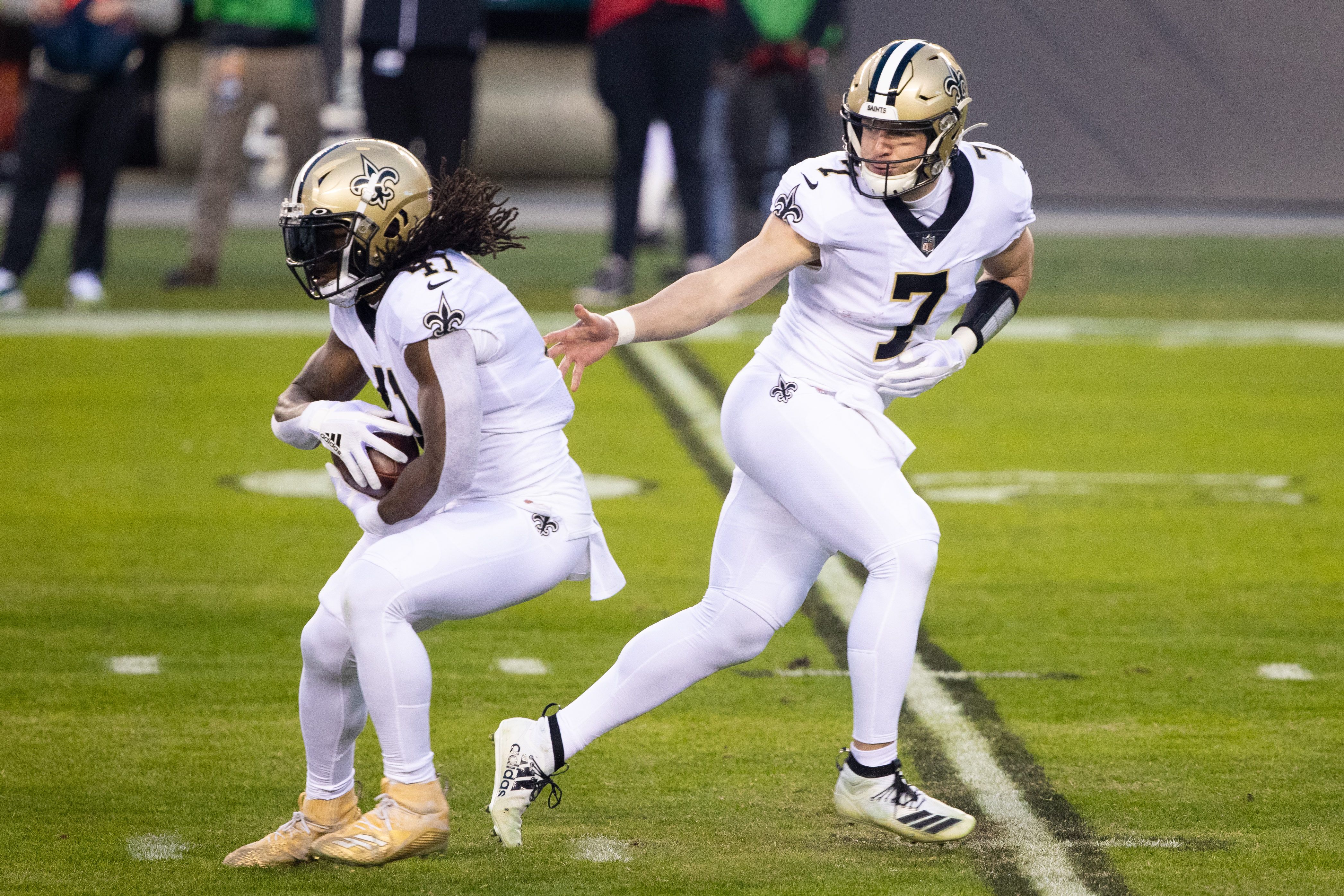 Kellen Moore stays vague on future of Alvin Kamara, Taysom Hill and Cam Jordan