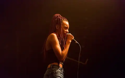 Lake Effect Soul: Ravyn Lenae and the Chicago Continuum That Keeps Producing Singers
