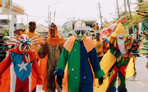 The Vejigante and the Spotlight: How Puerto Rican Carnival Tradition Survives Through Spectacle