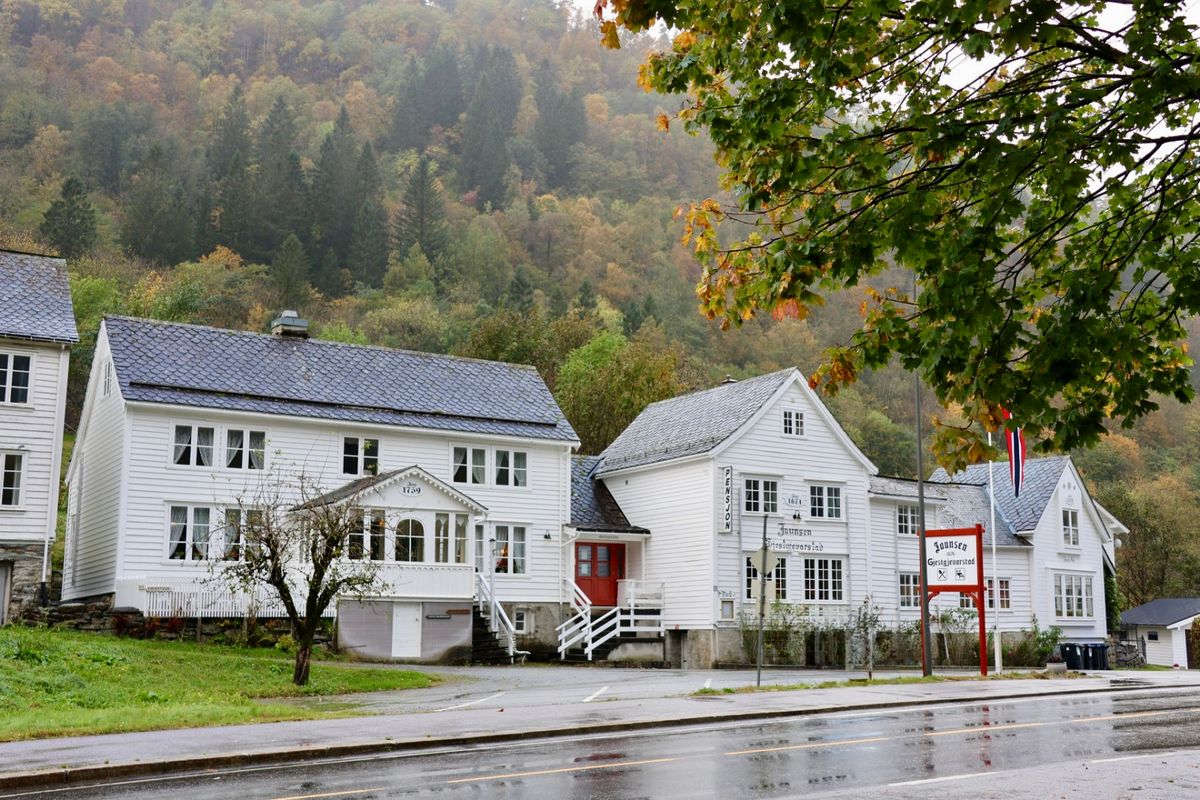 Jaunsen Gjestgjevarstad.