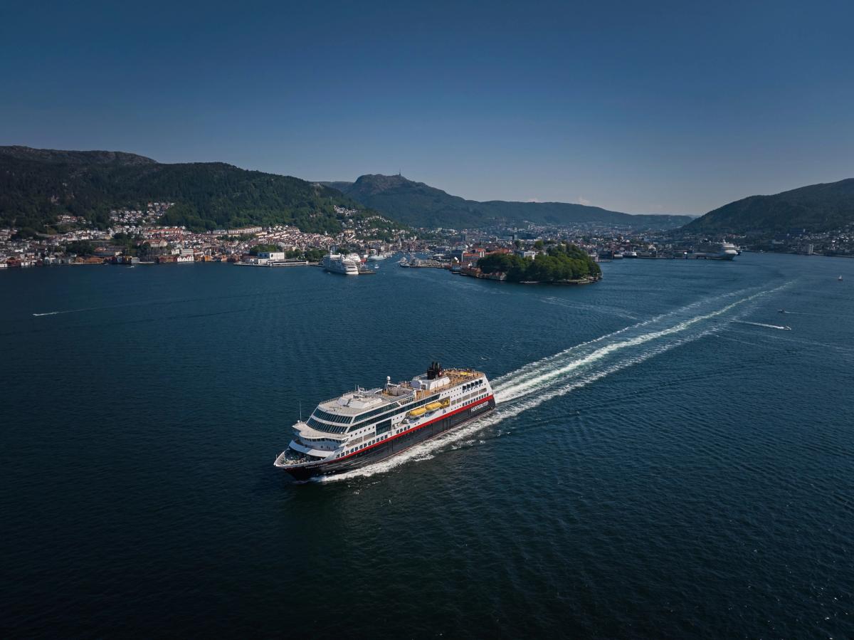 Espen Mills / Hurtigruten