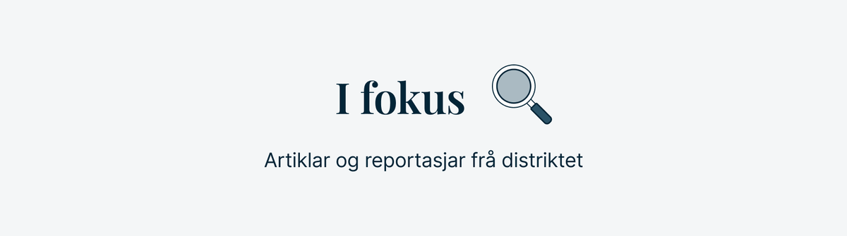 Illustrasjon av en person som sitter i en lenestol og leser en avis. Ved siden av står teksten ‘Overblikket – Fekk du med deg dette i førre veke?’