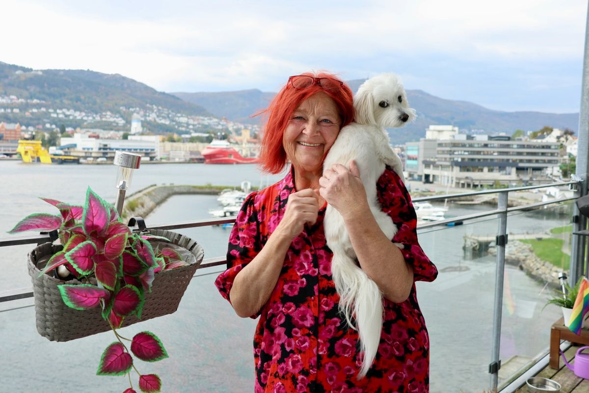 Siv Fossåskaret og hunden Milo