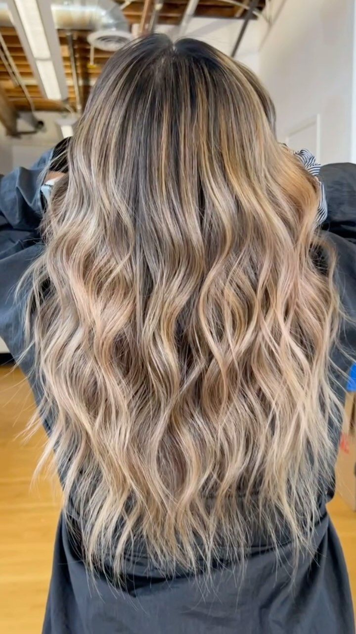 Would you believe me if I told you her hair had rose/pink tones before? I was able to remove her pink by just using toner 💅🏼

#sdhair #sandiegohair #sdhairstylist #sandiego #sandiegohairstylist #balayage #haircolor #sandiegohairsalon #haircuts #sd #highlights #sandiegohairextensions #hairstylist #olaplex #sandiegosalon #keratintreatment #northpark #dowtownsandiego #downtownsd #correctivehaircolor #sandiegobalayage #dtsd #sandiegostylist #behindthechair