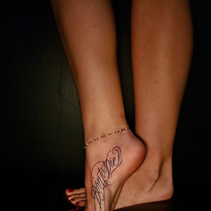 Black and grey manta ray tattoo by Sergio