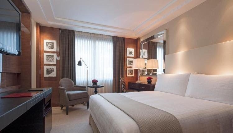 Four Seasons Hotel London at Park Lane – Photo 2