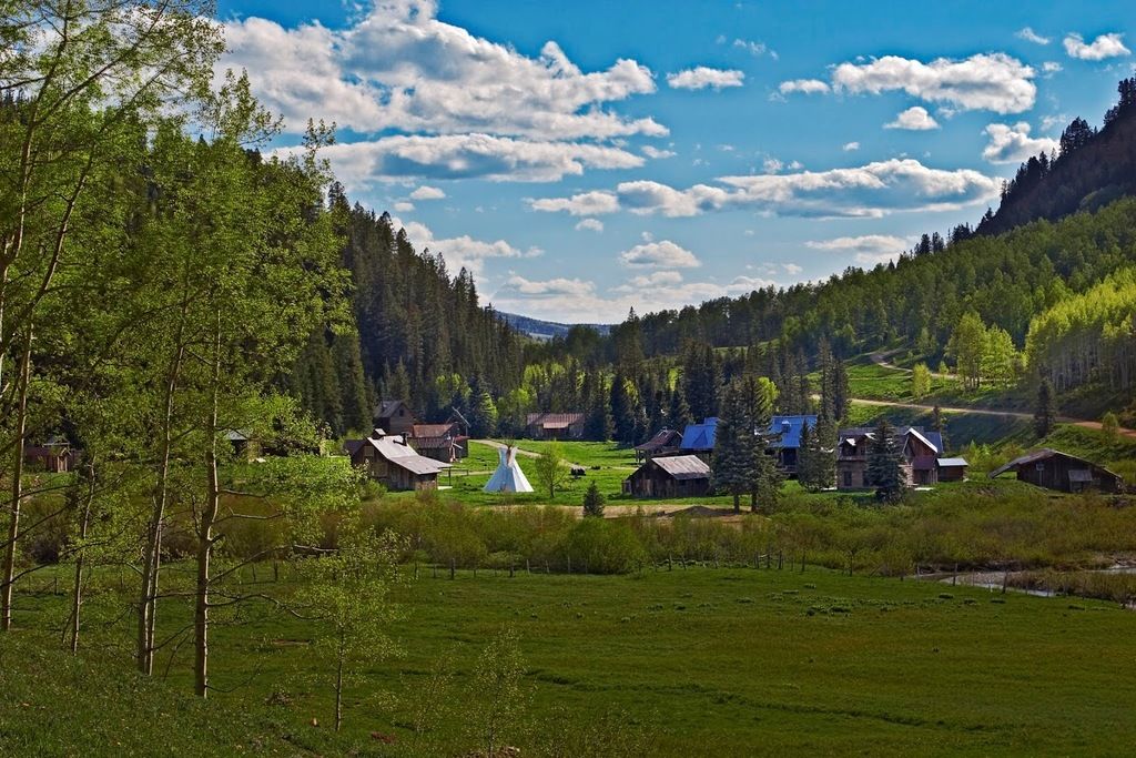 Dunton Hot Springs – Photo 5