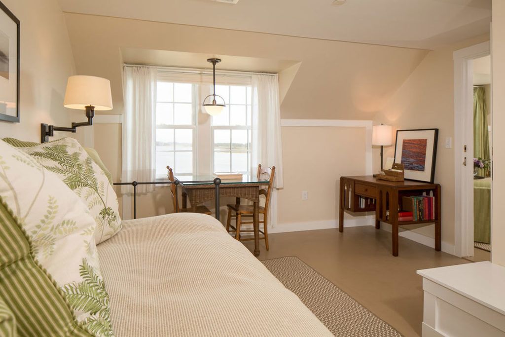 Weekapaug Inn – Photo 2