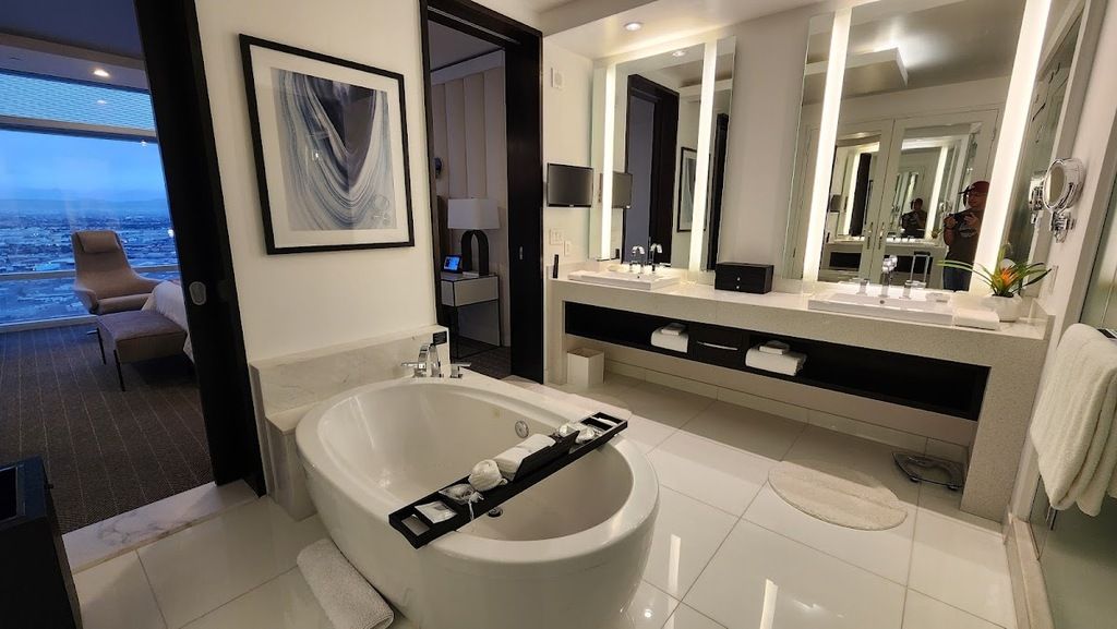 ARIA Sky Suites – Photo 3