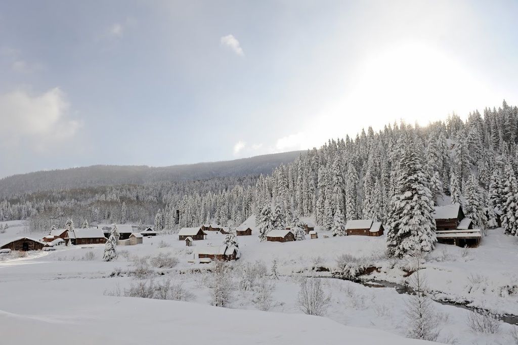 Dunton Hot Springs – Photo 6