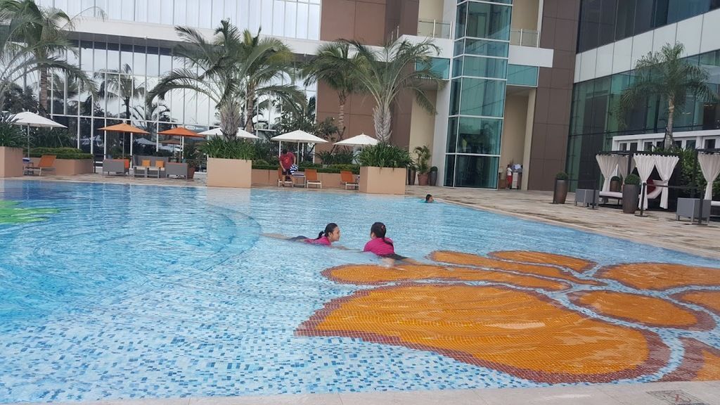 Sky Tower at Solaire Resort – Photo 5