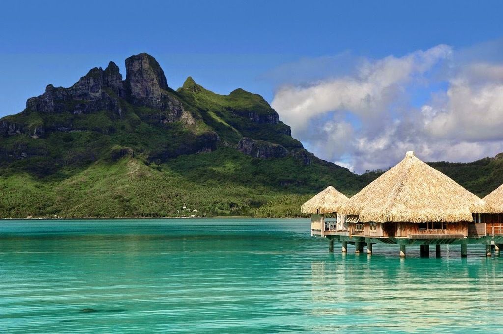 The St. Regis Bora Bora Resort – Photo 4